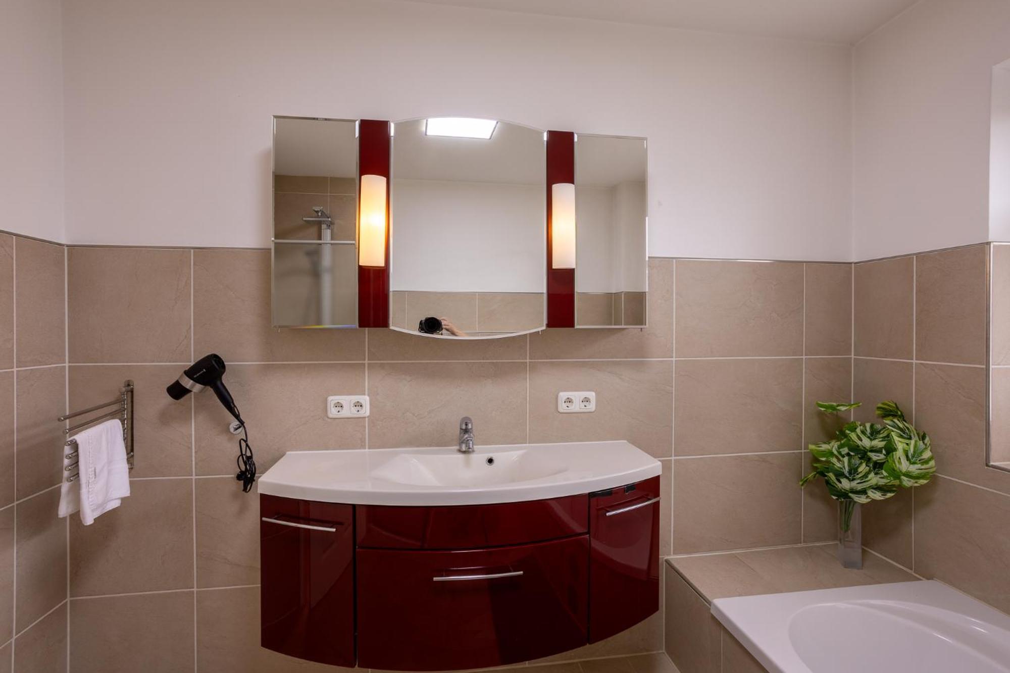 Oara Comfort Home, Ferienhaus 160Qm Mit Garten Reppenstedt Exteriér fotografie